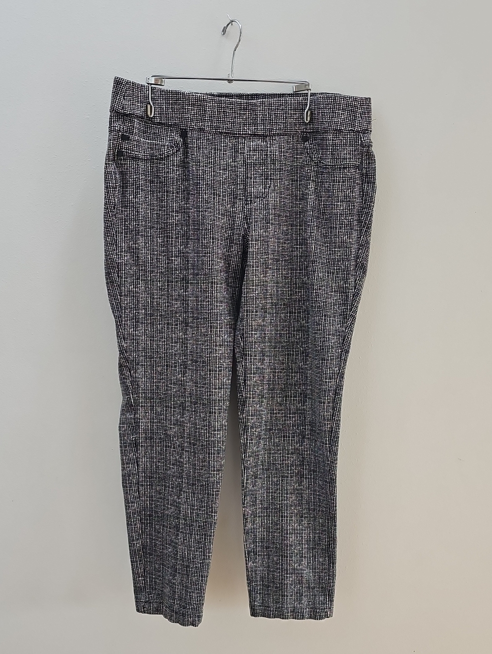 Liverpool Jeans Company Black & White Patterned Dress Pants